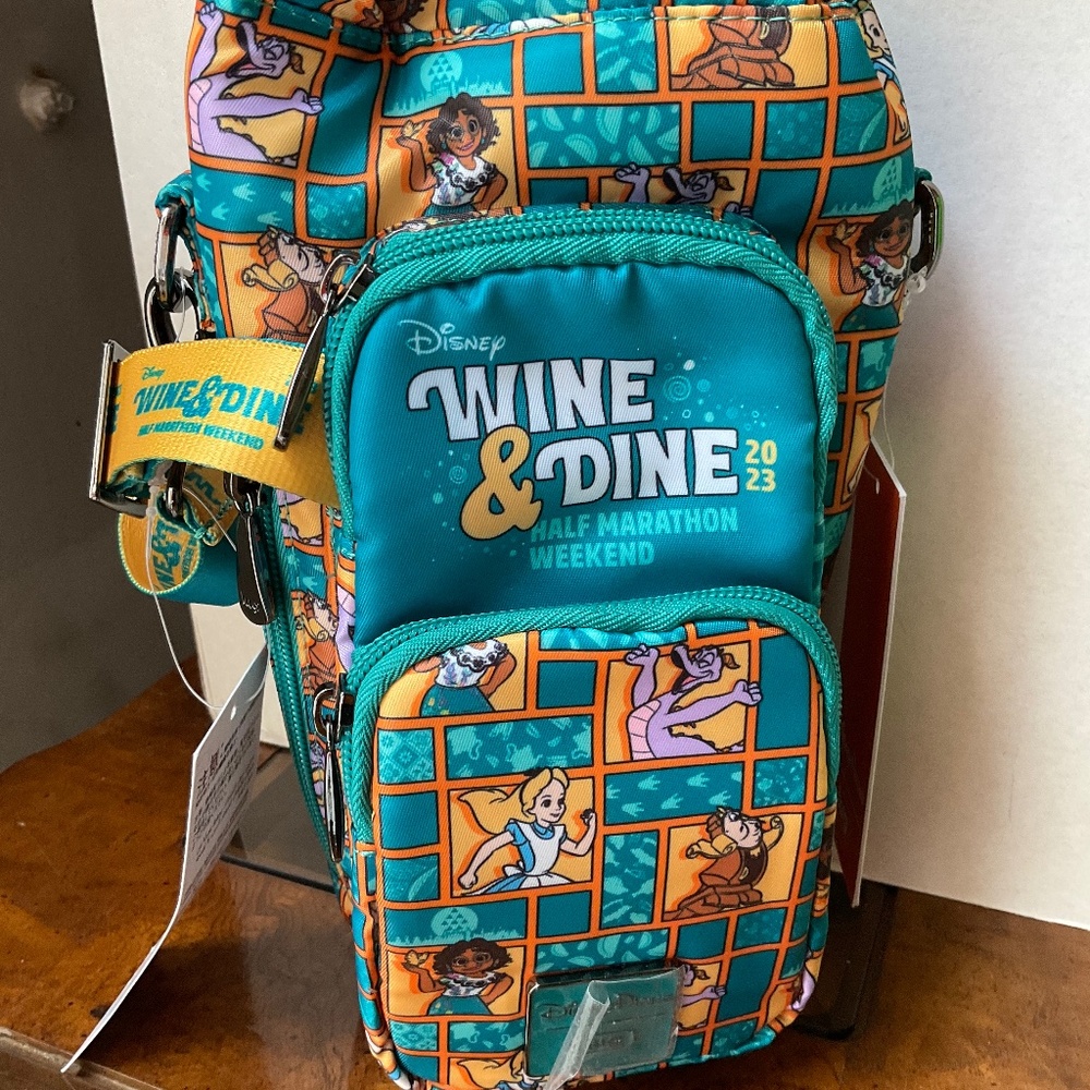 Disney wine and dine run Lug bag
